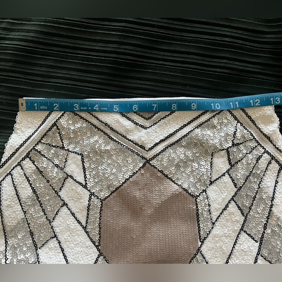 Express Sequin Mini Skirt - Picture 10 of 13